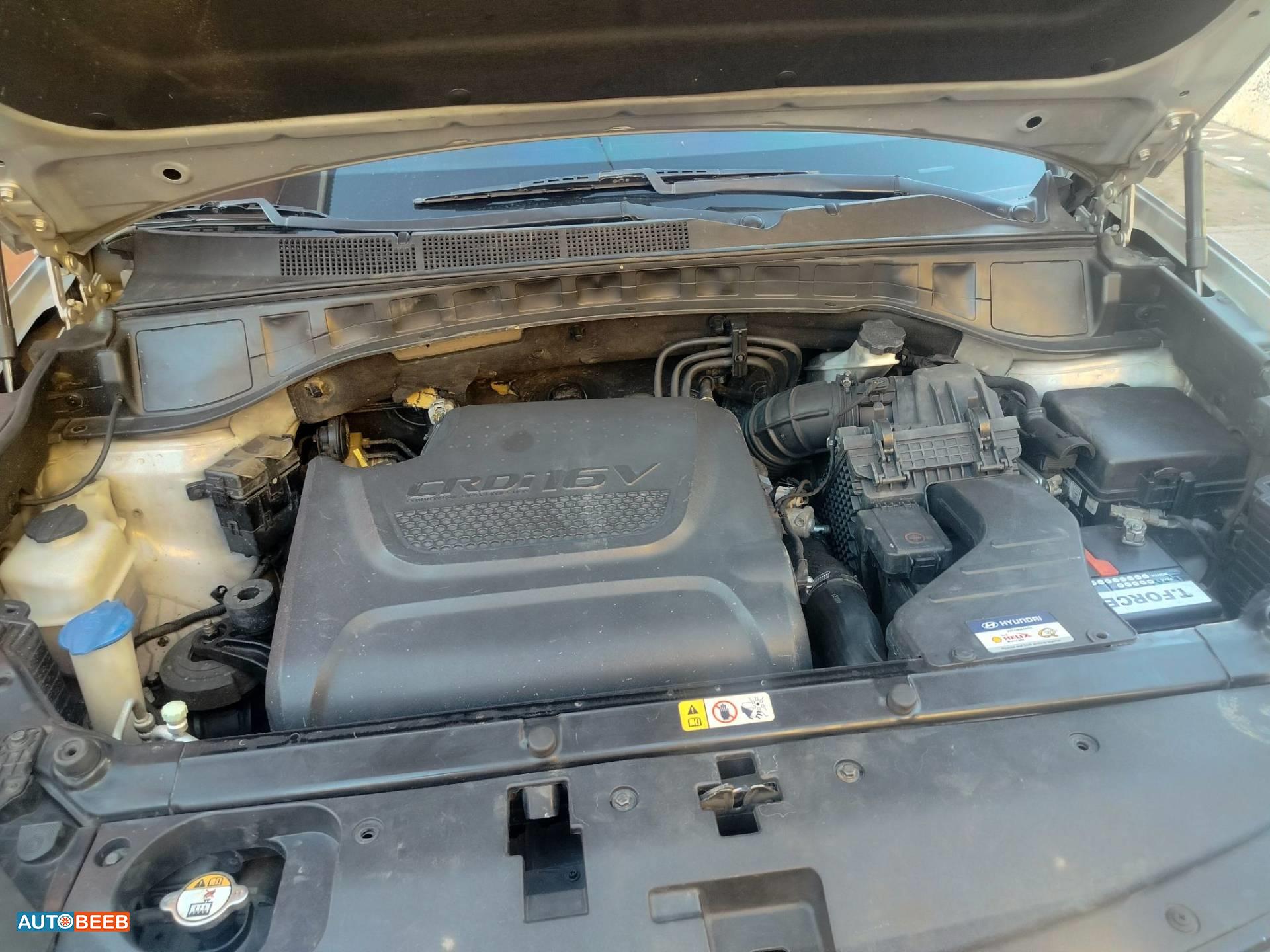 هيونداي سنتافي 2012