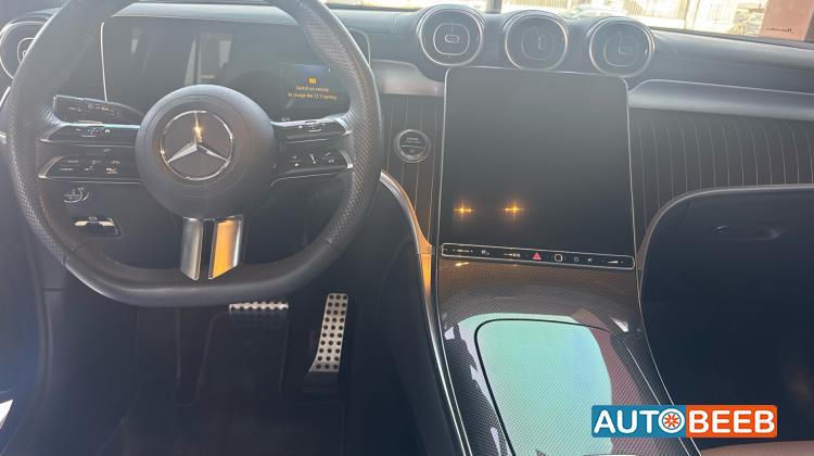 Mercedes Benz GLC300 2024
