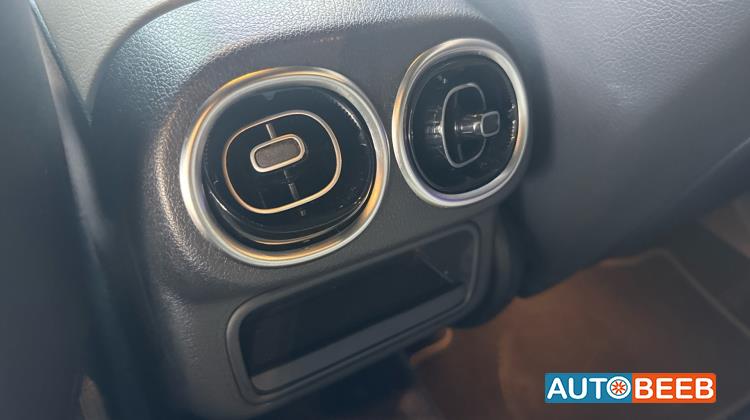 Mercedes Benz GLC300 2024