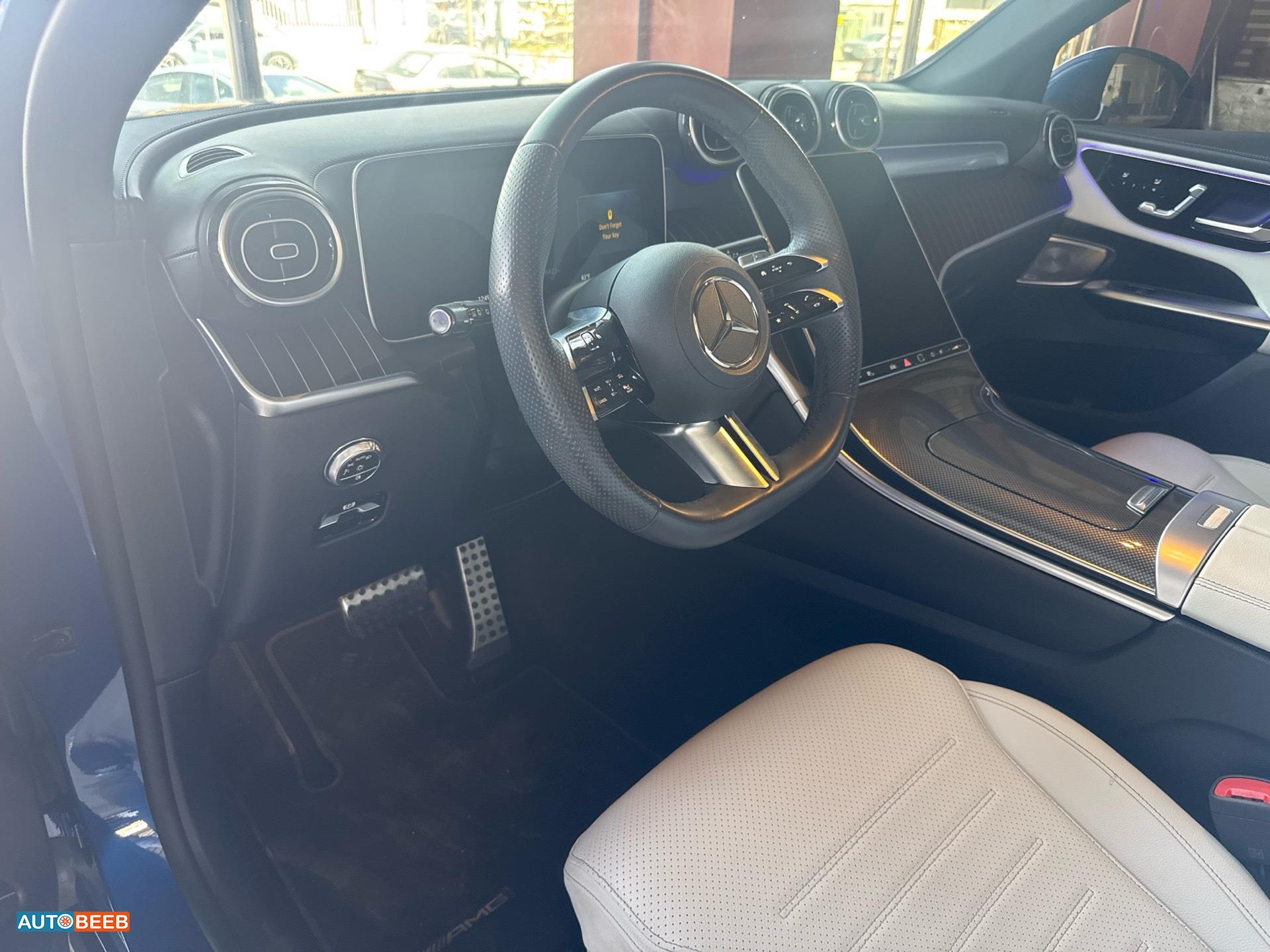 Mercedes Benz GLC300 2024