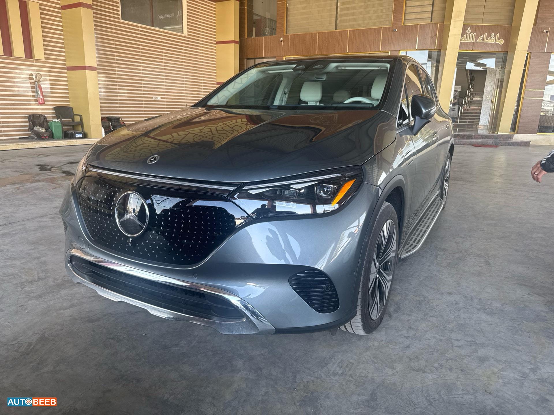 Mercedes Benz EQE350+ 2024