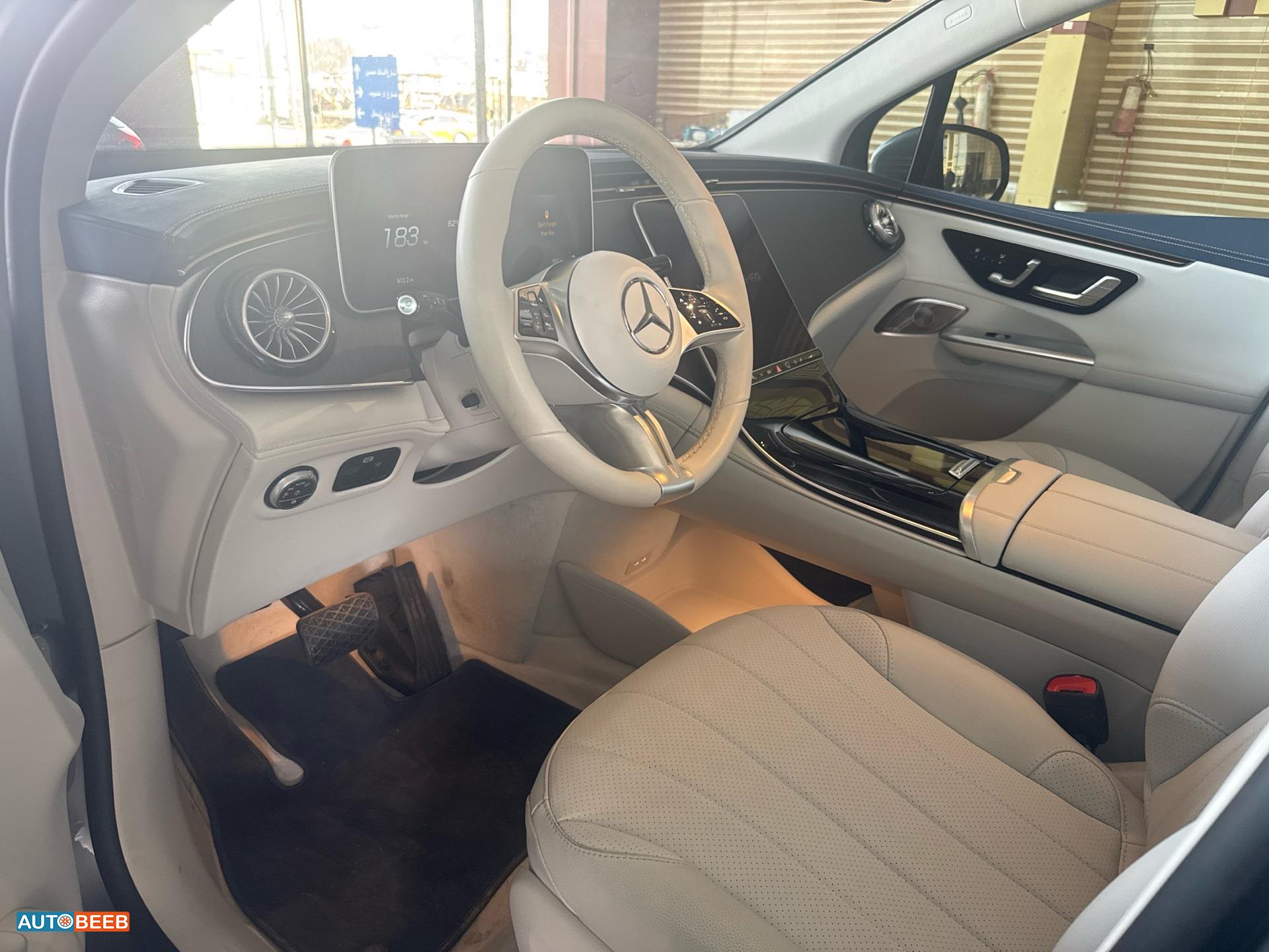 Mercedes Benz EQE350+ 2024