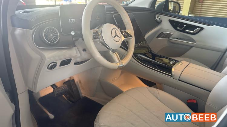 Mercedes Benz EQE350+ 2024
