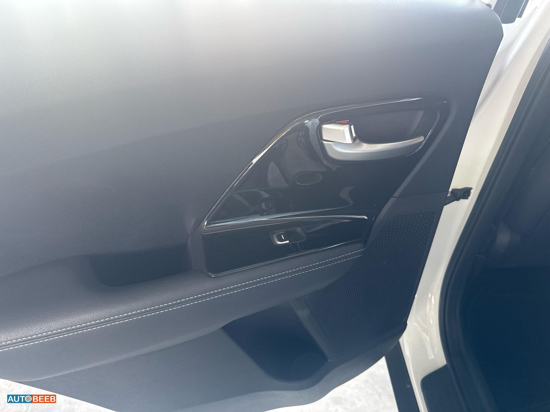 كيا نيرو 2020