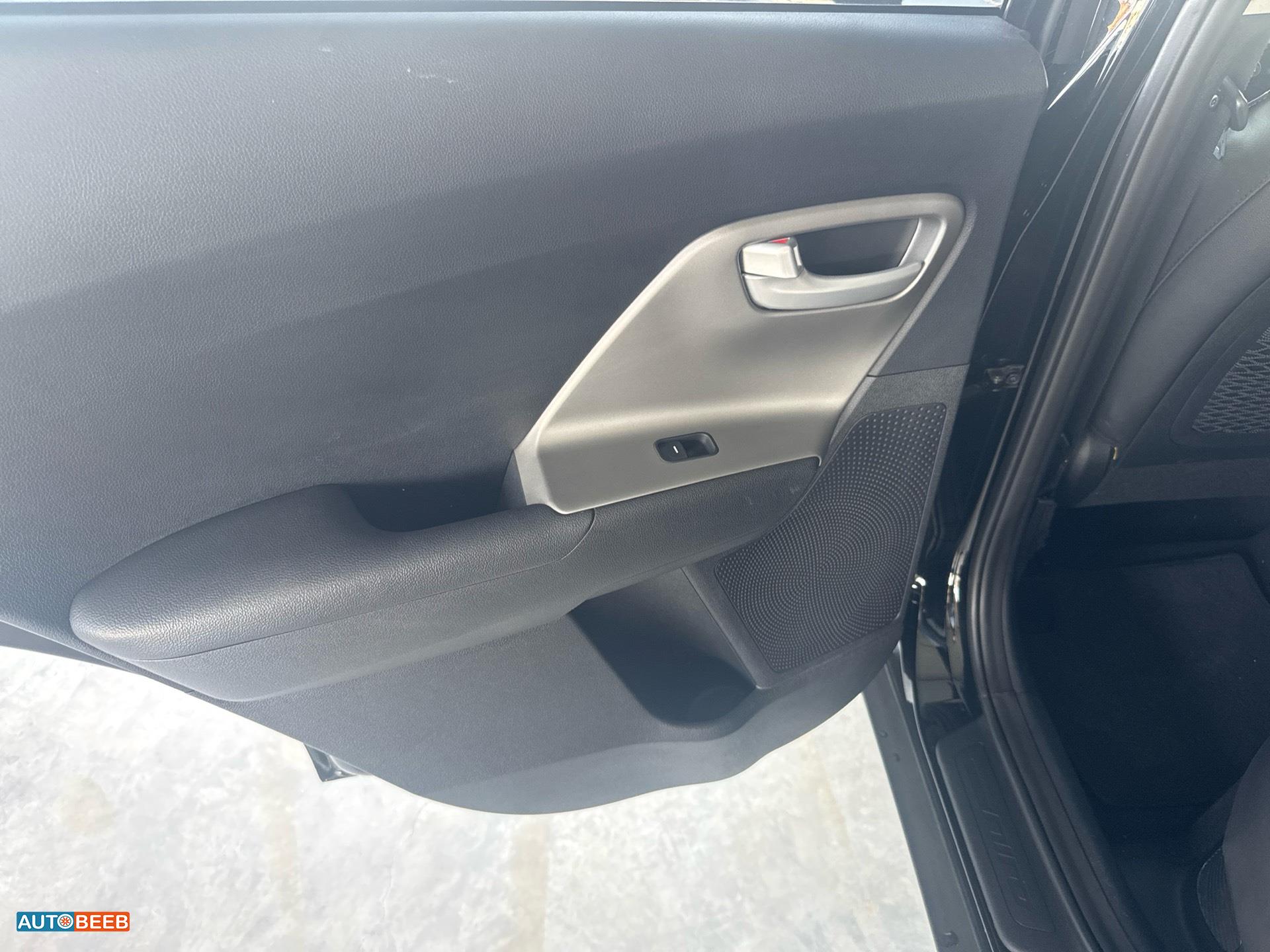 كيا نيرو 2020