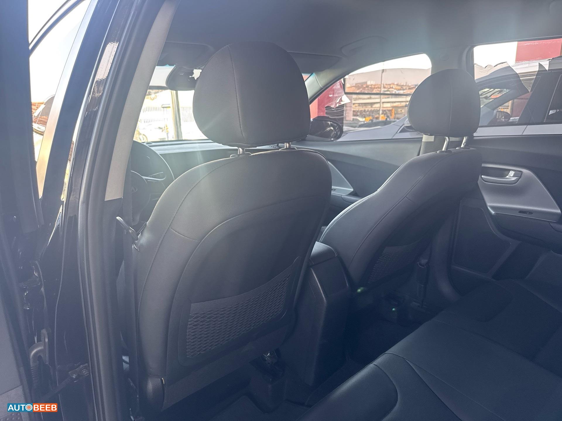 كيا نيرو 2020