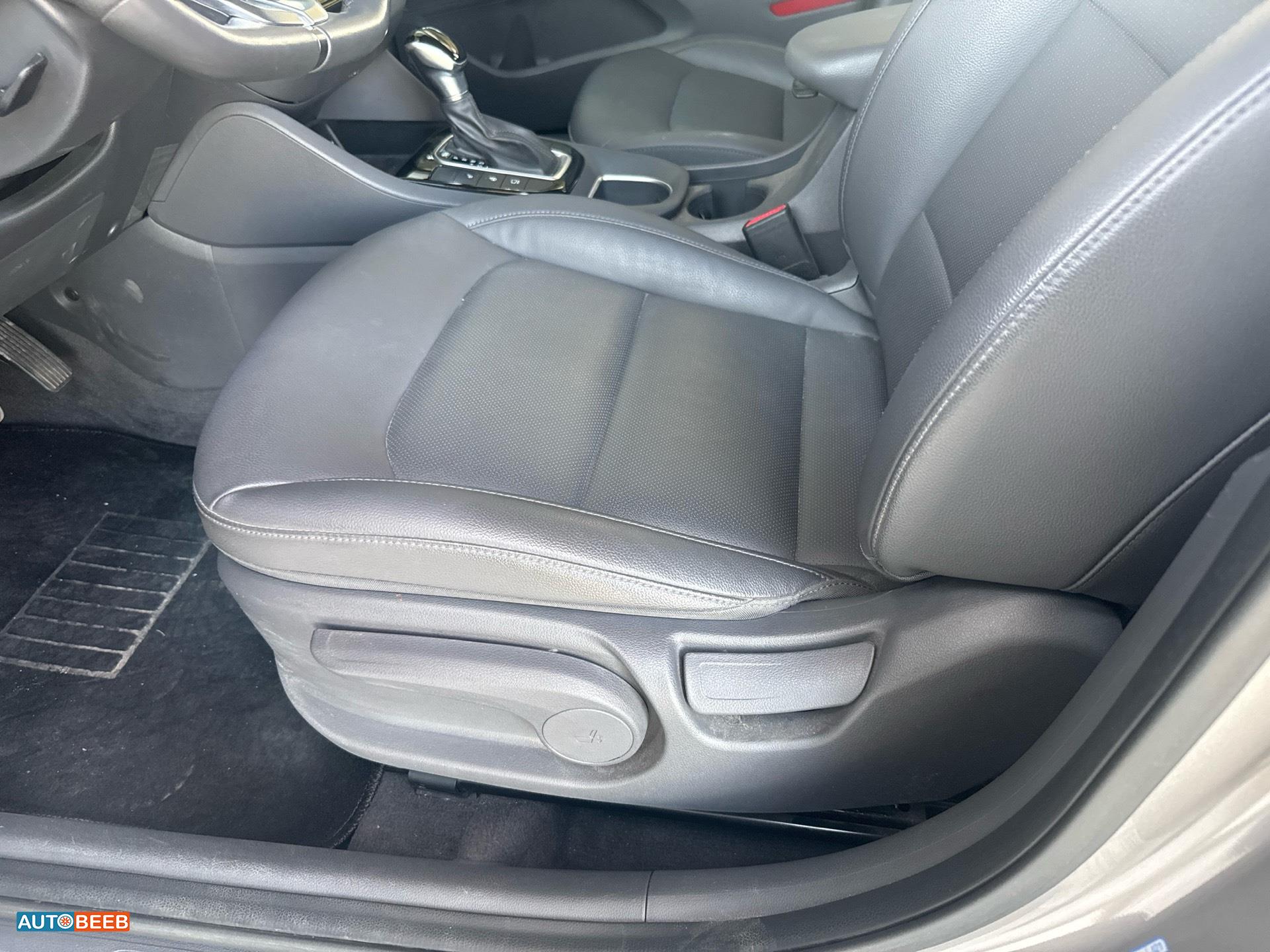 هيونداي ايونيك 2020