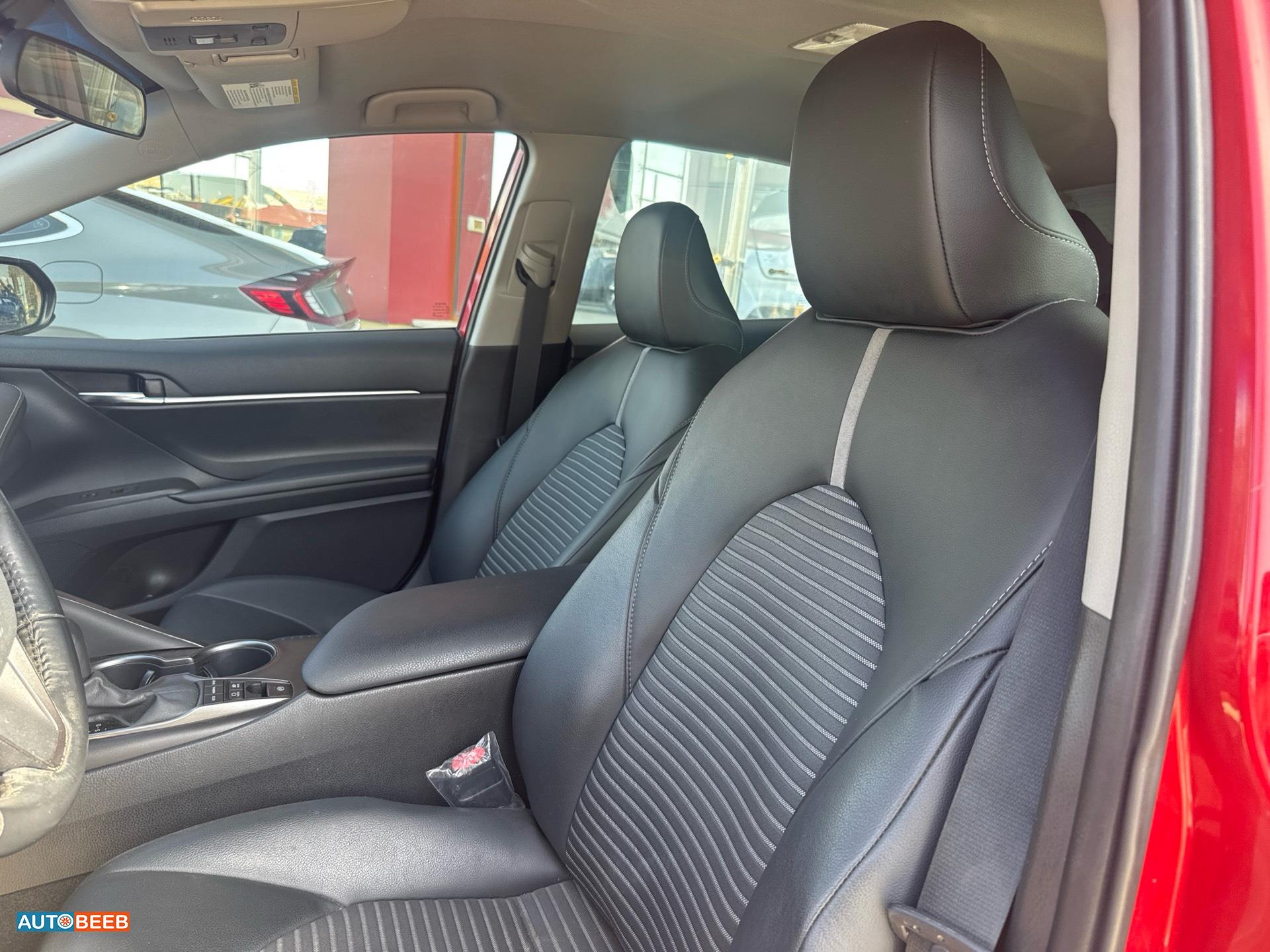 تويوتا كامري 2021