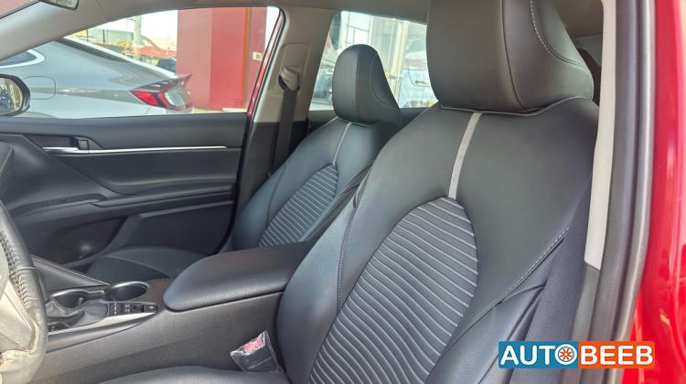 تويوتا كامري 2021