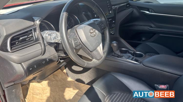 تويوتا كامري 2021