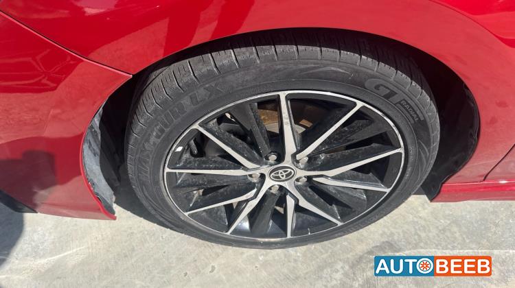 تويوتا كامري 2021