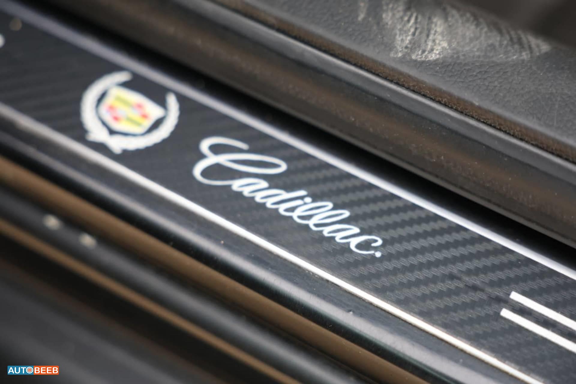 كاديلاك اي تي اس 2014