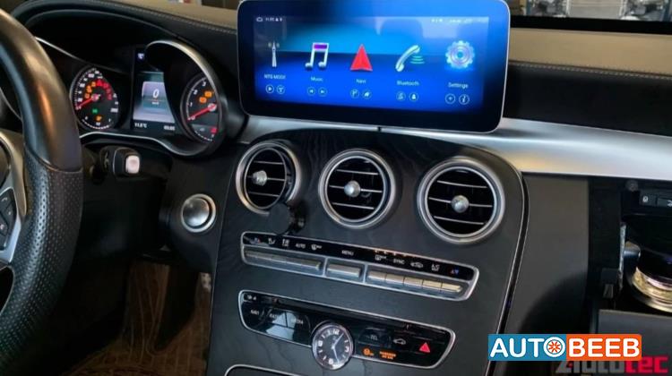 Cabin  Dashboard Mercedes Benz C200