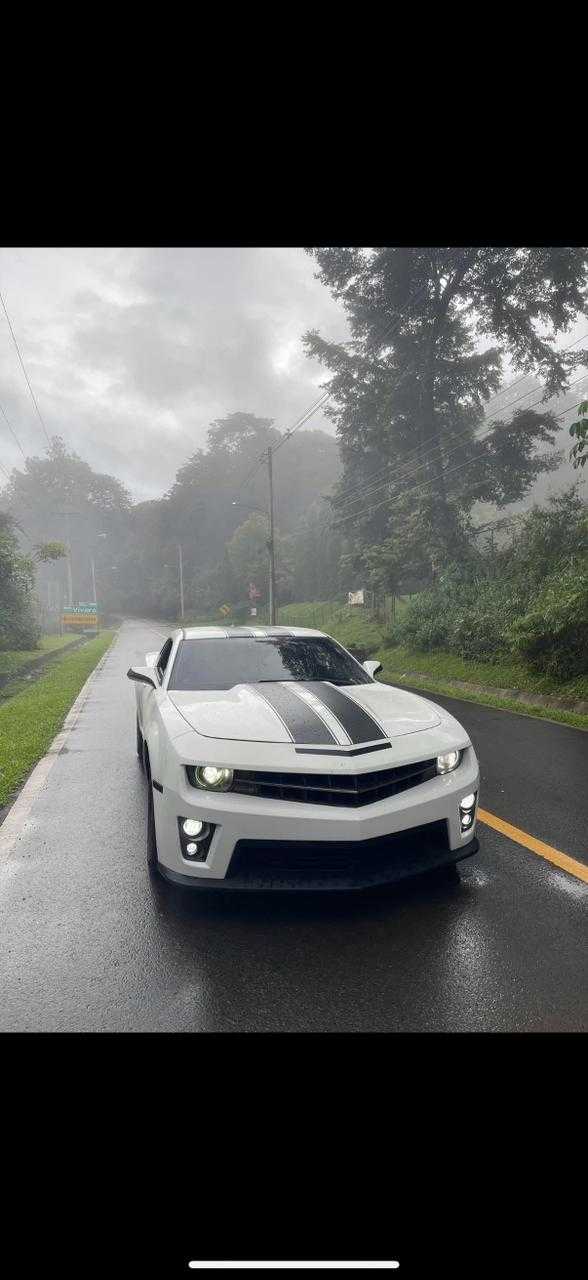 Chevrolet Camaro 2012