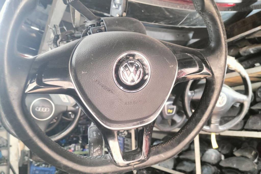Cabin  Steering Wheel Volkswagen E-Golf
