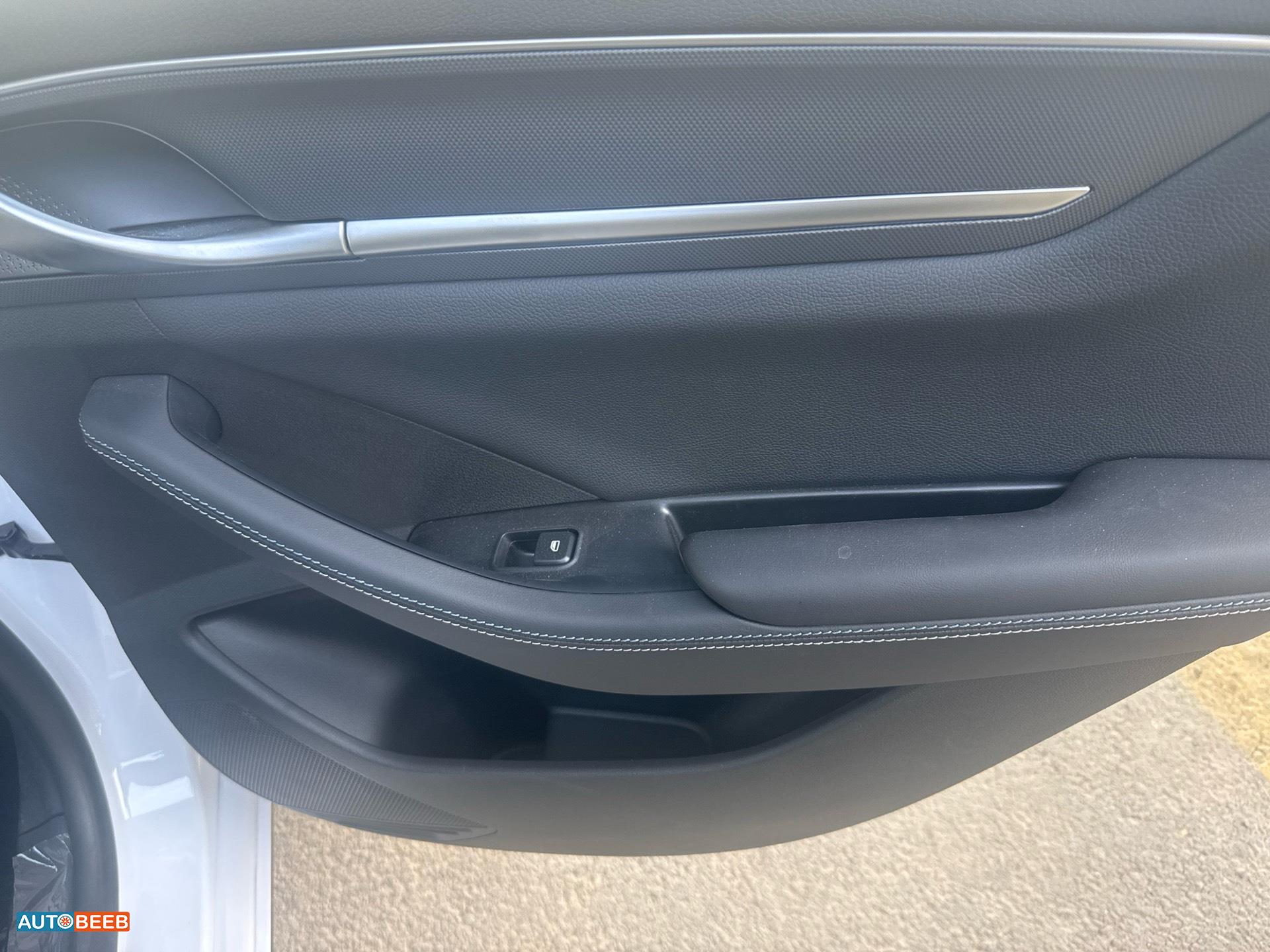 بي واي دي ديستروير 2025