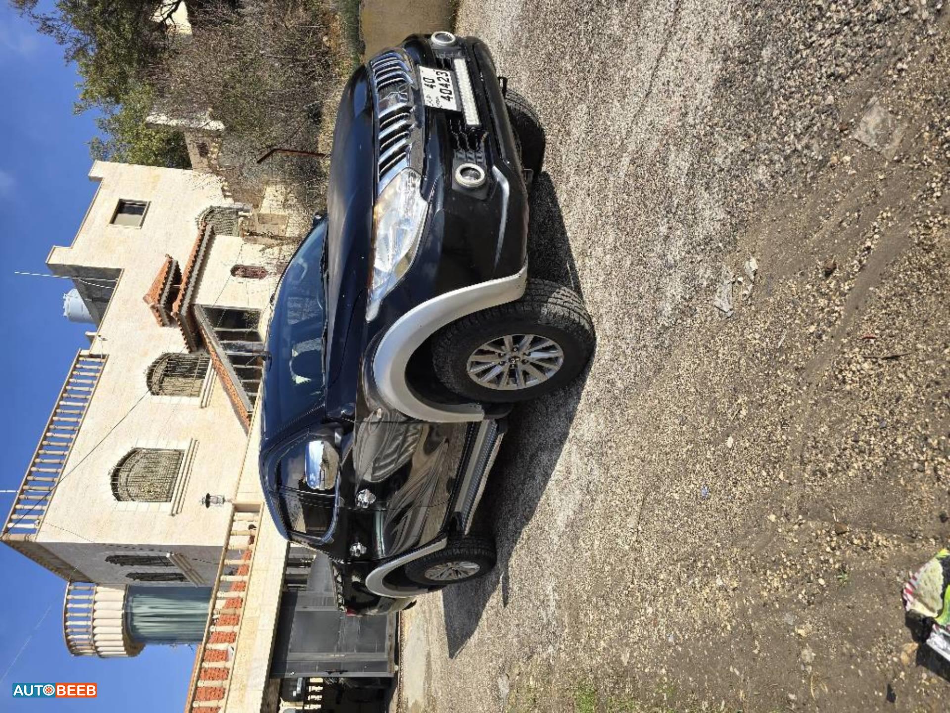 ميتسوبيشي L200 2016