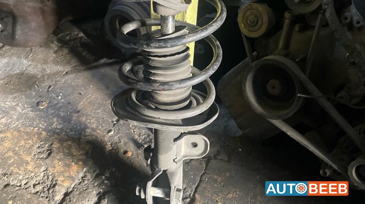 صنوبرص امامي تويوتا بريوس 2010 2011 2012 2013 2014 2015