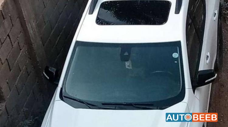 جي ام سي اكاديا 2022