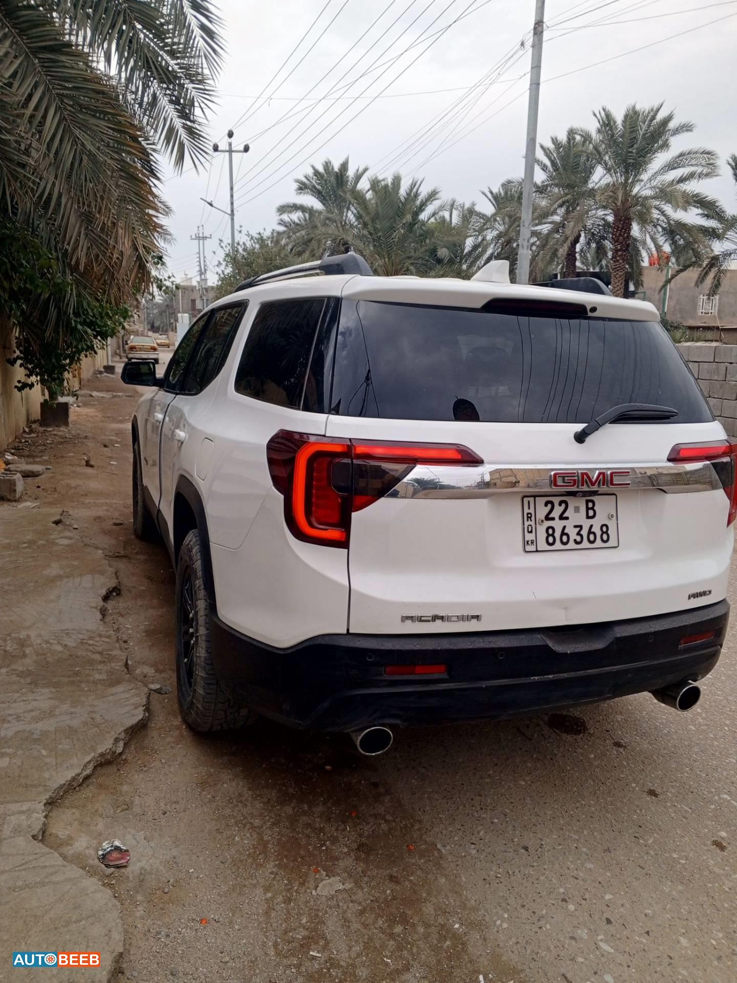 جي ام سي اكاديا 2022