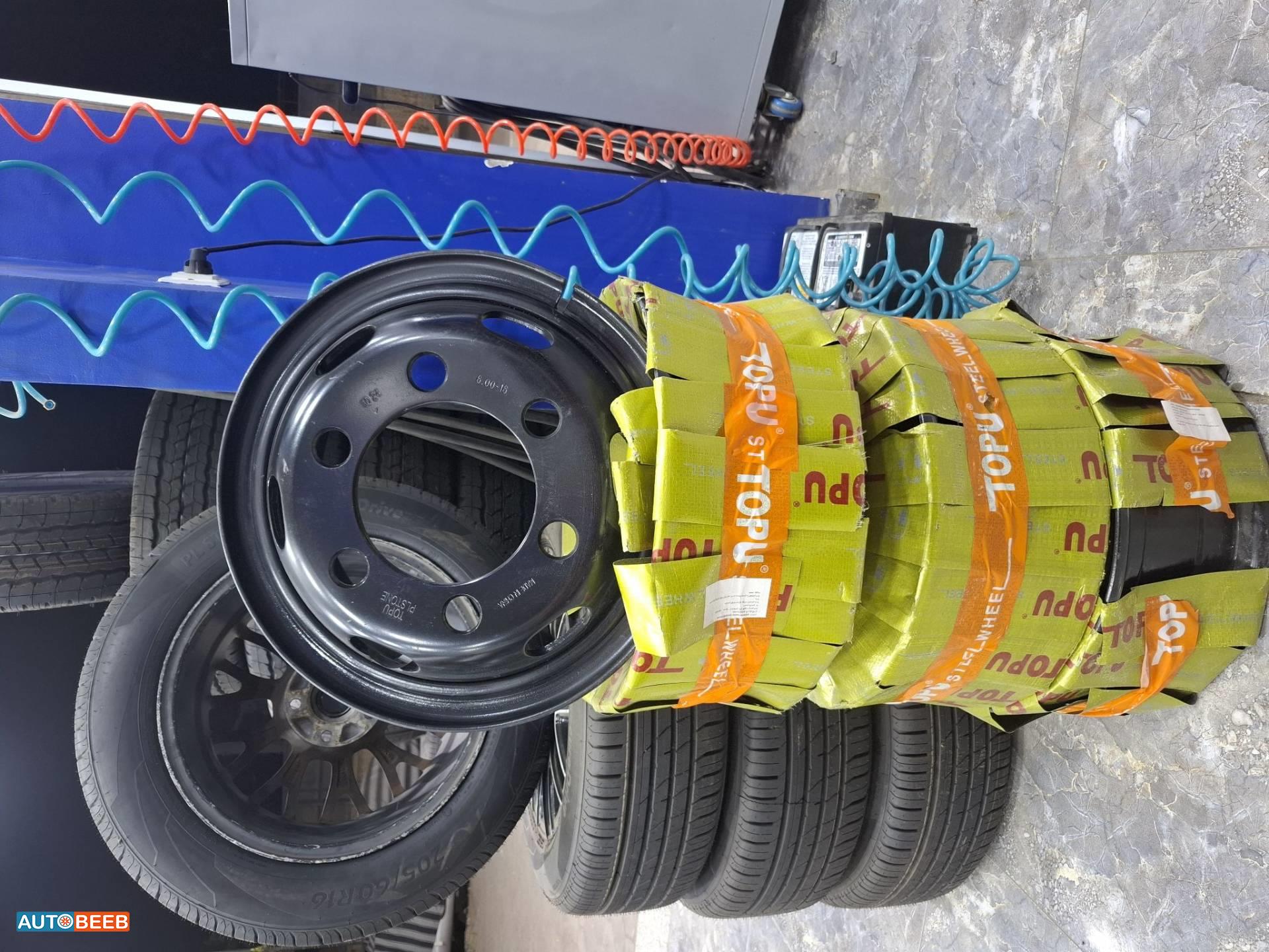 Tow Truck Isuzu 2025