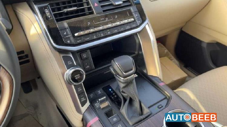 تويوتا لاندكروزر 2026