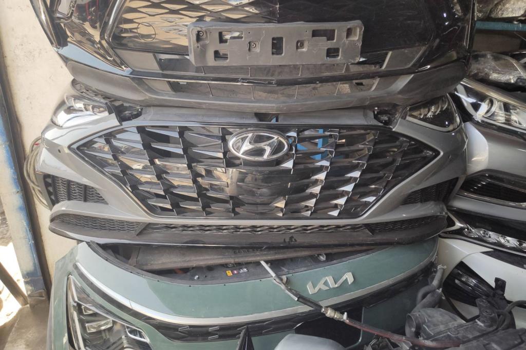 واجهة أمامية طمبون اضوية يمين شمال هيونداي سوناتا 2020 2021 2022 2023