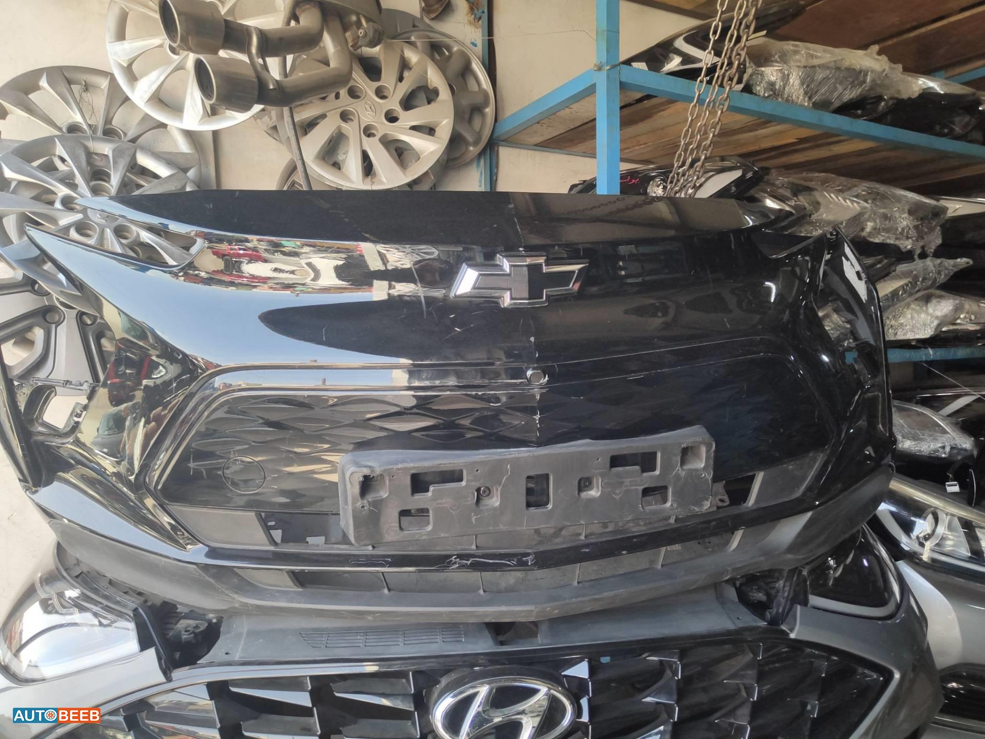 طمبون امامي شيفروليه بولت 2023 2024