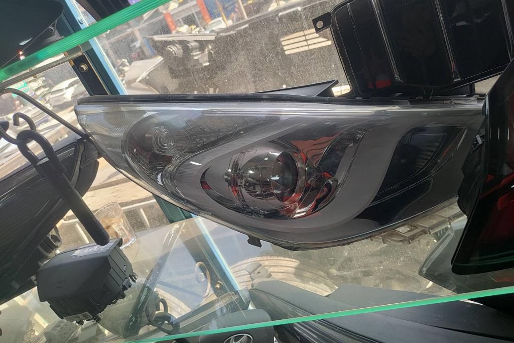 Lights Front light Hyundai Sonata