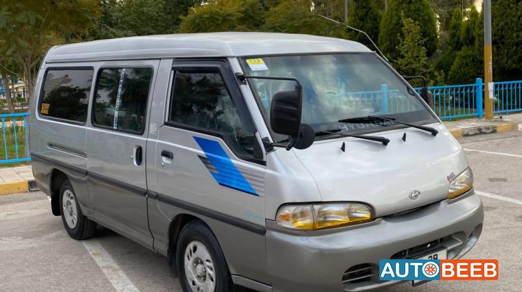 Minibus Hyundai 2001