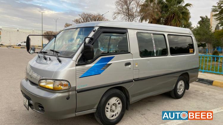 Minibus Hyundai 2001