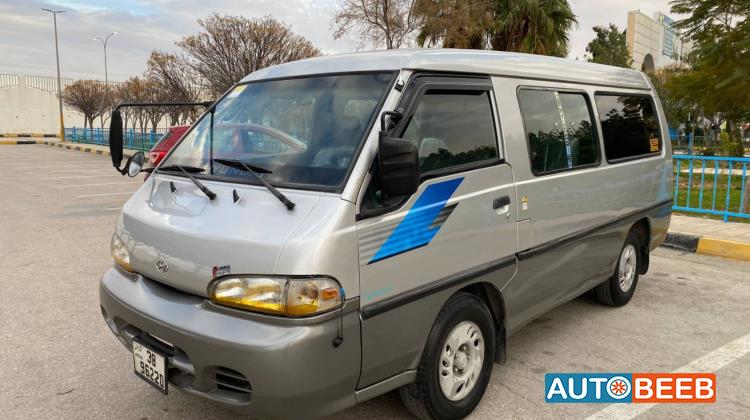 Minibus Hyundai 2001