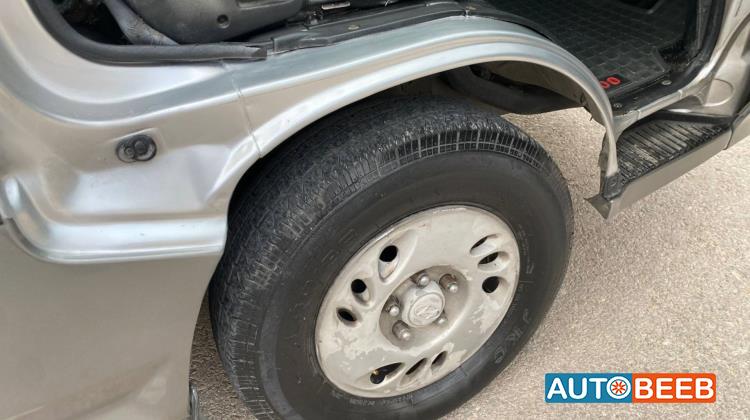 Minibus Hyundai 2001