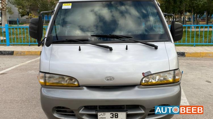 Minibus Hyundai 2001