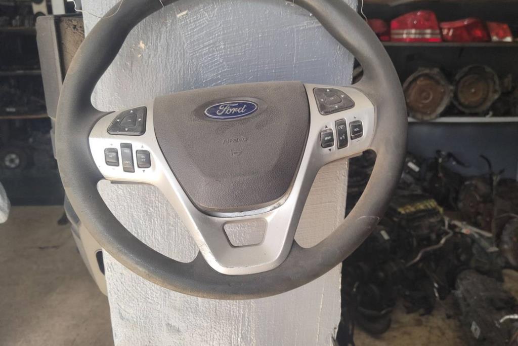 Cabin  Seat Ford Explorer