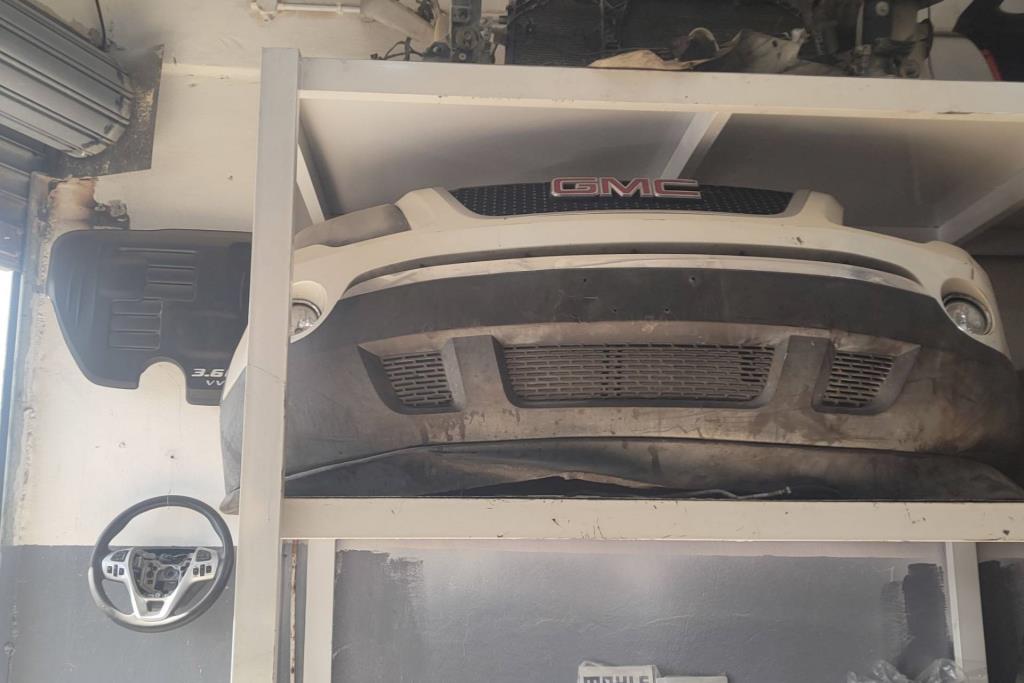 Body  Bumper GMC Acadia