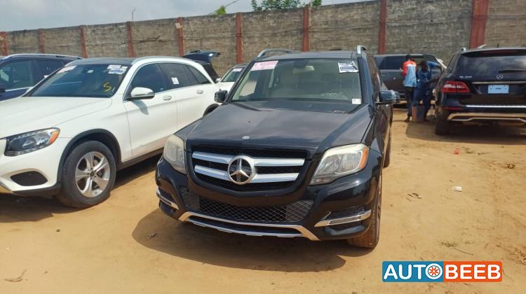Mercedes Benz GLK350 2014