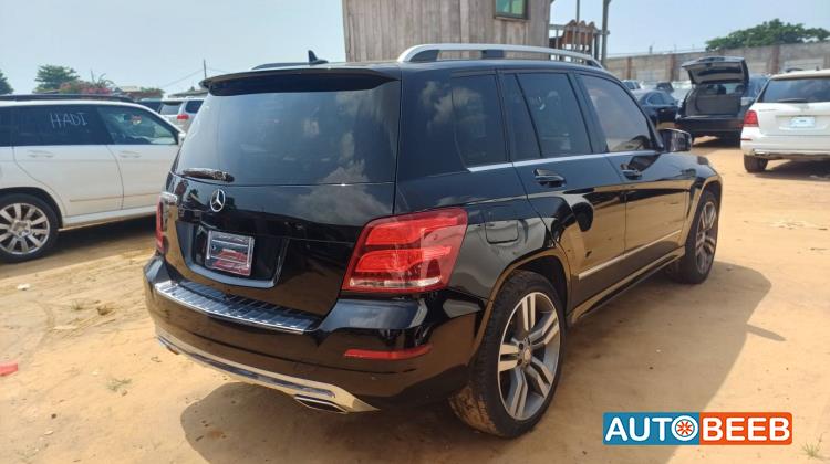 Mercedes Benz GLK350 2014