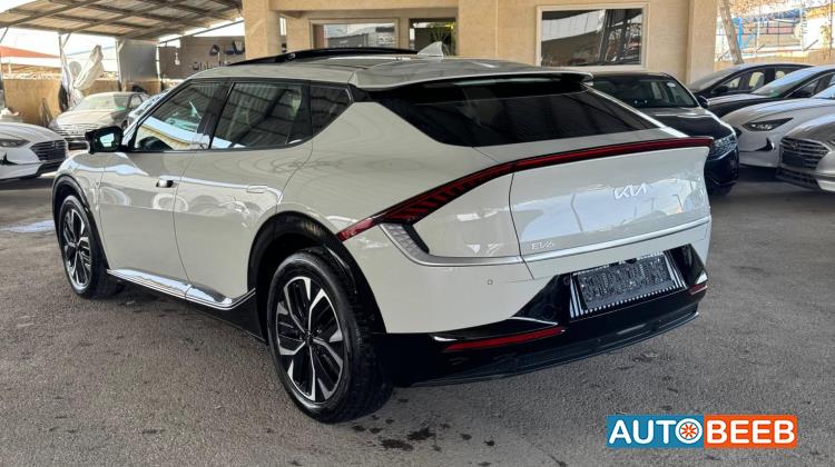 كيا EV6 2022