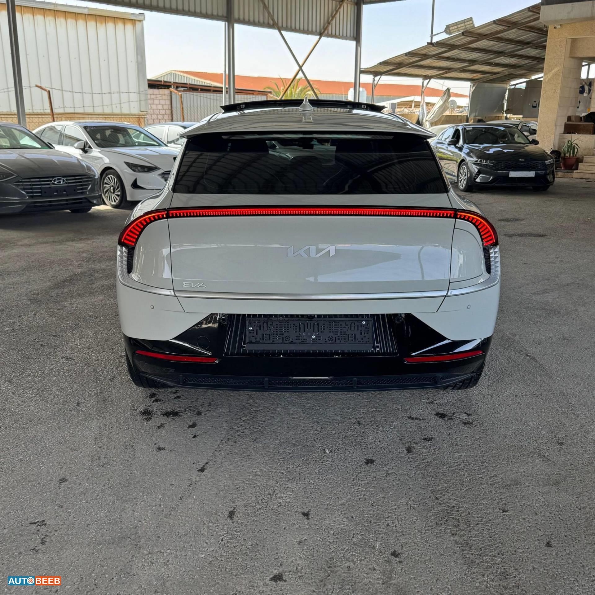 كيا EV6 2022