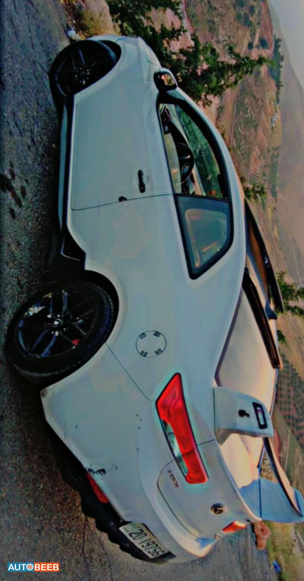 كيا فورتي 2011