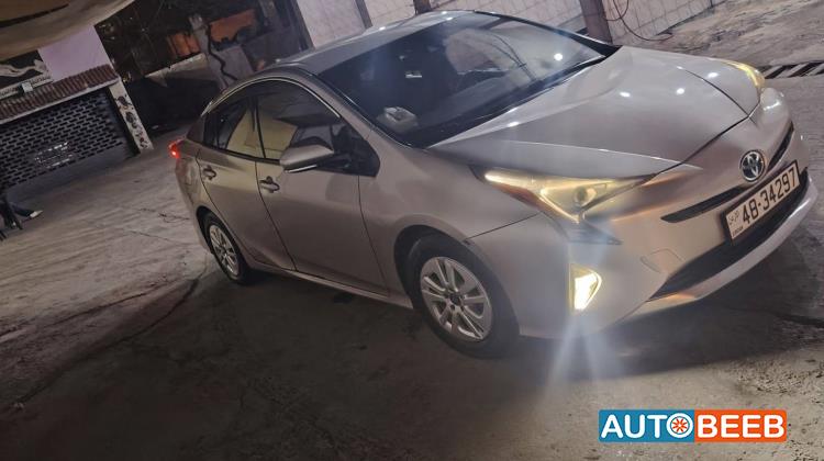 Toyota Prius 2017
