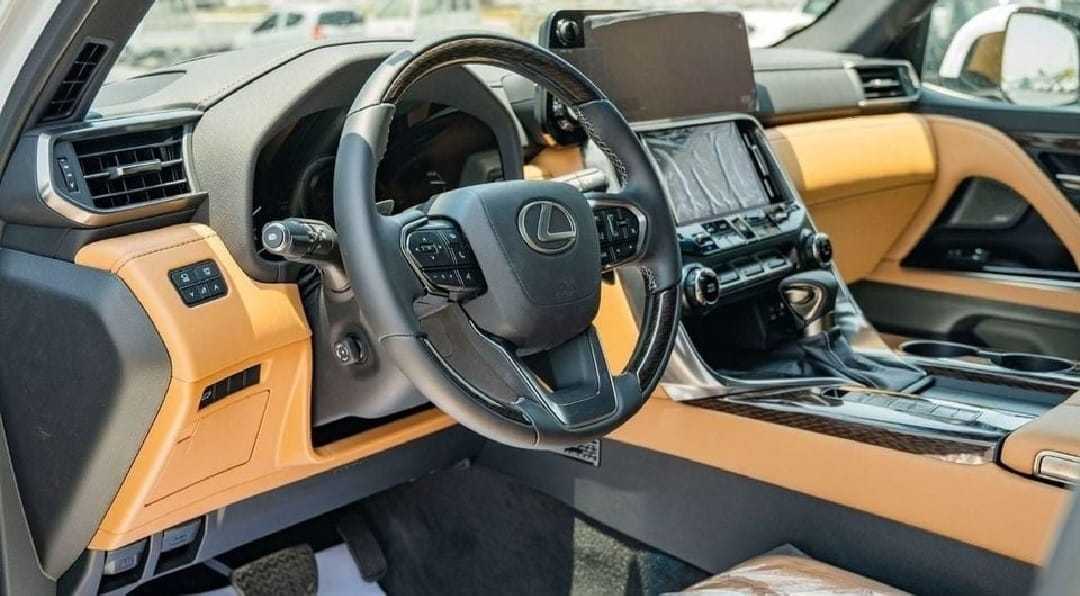 Lexus LX600 2026
