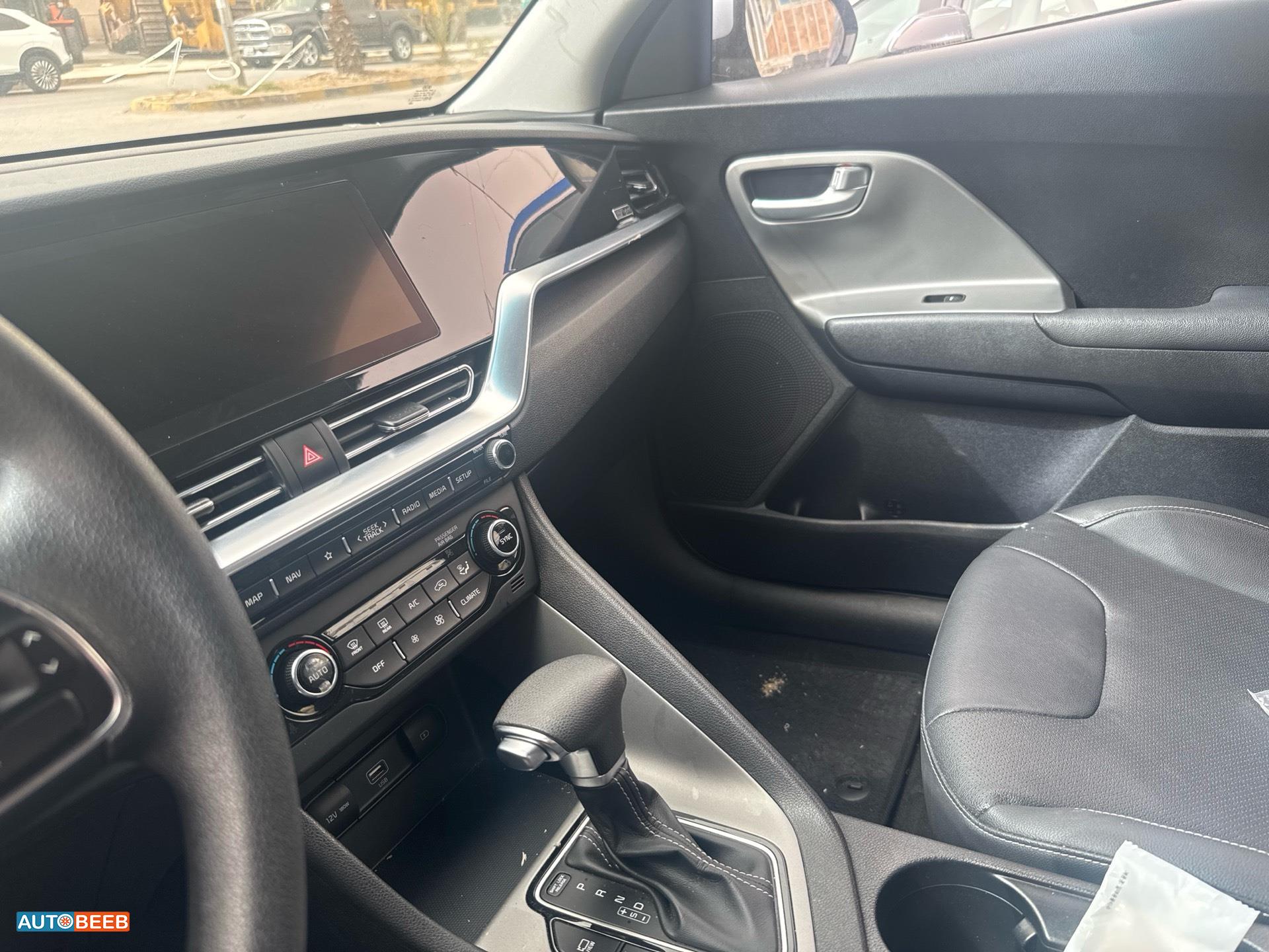 كيا نيرو 2021