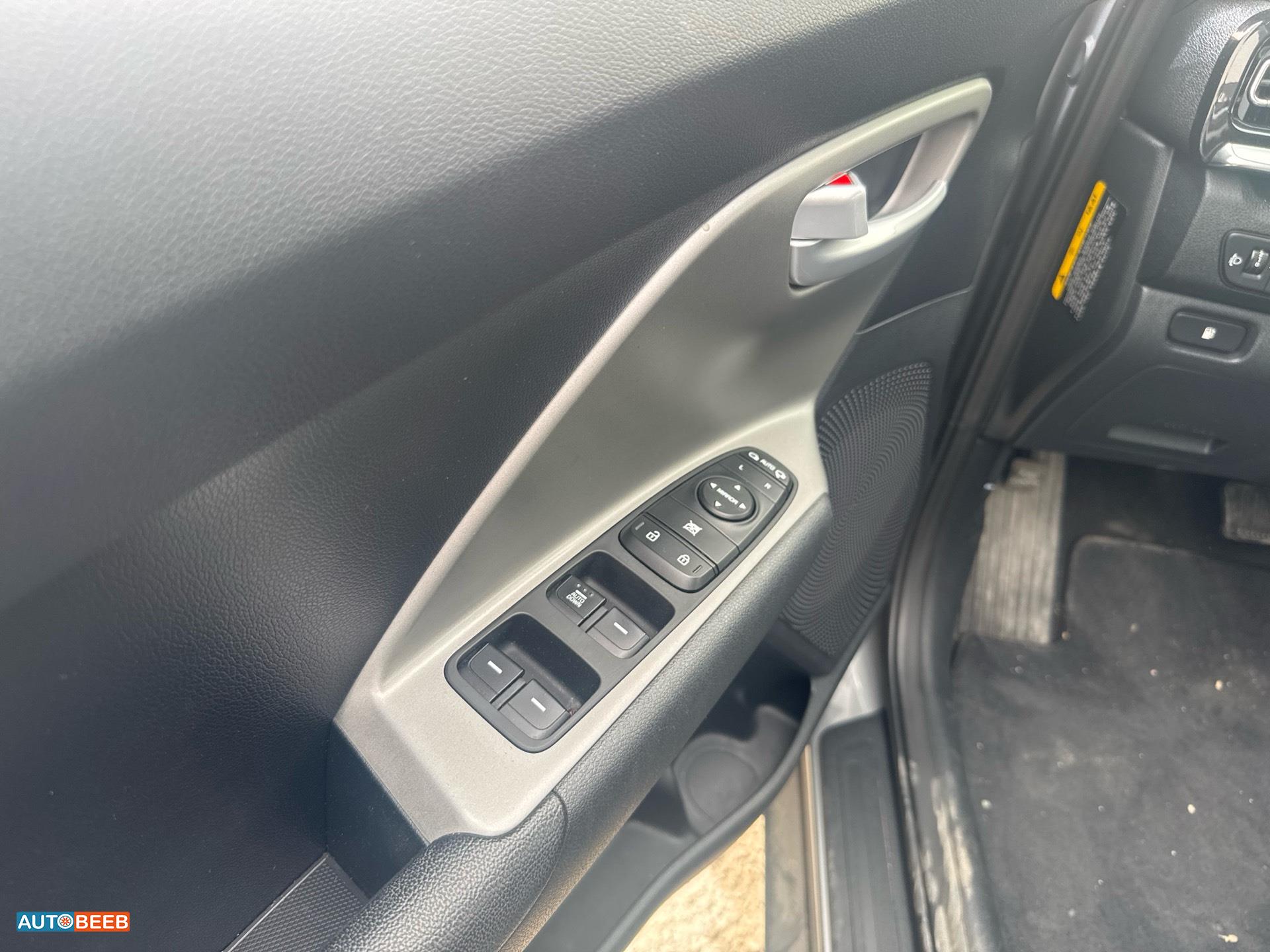 كيا نيرو 2021