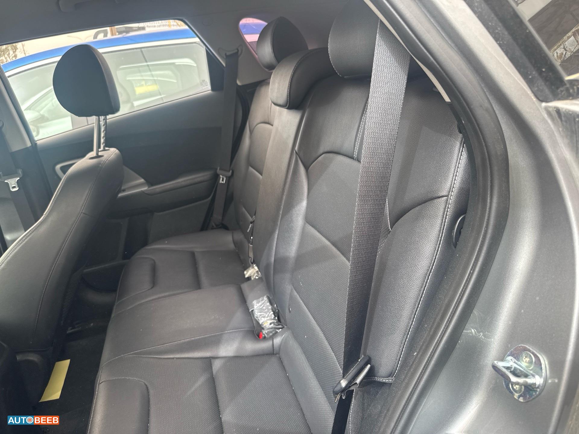 كيا نيرو 2021