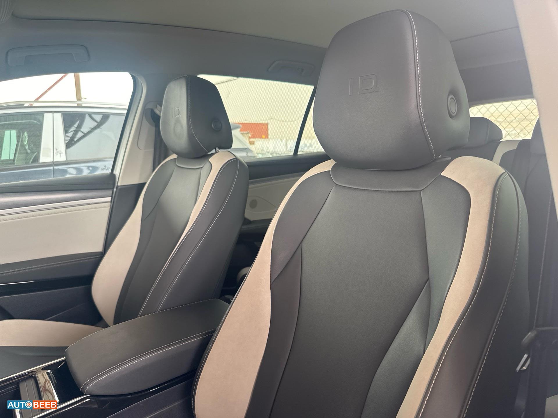 Volkswagen ID.6 2022