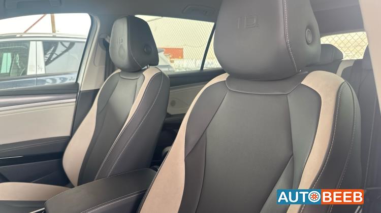 Volkswagen ID.6 2022