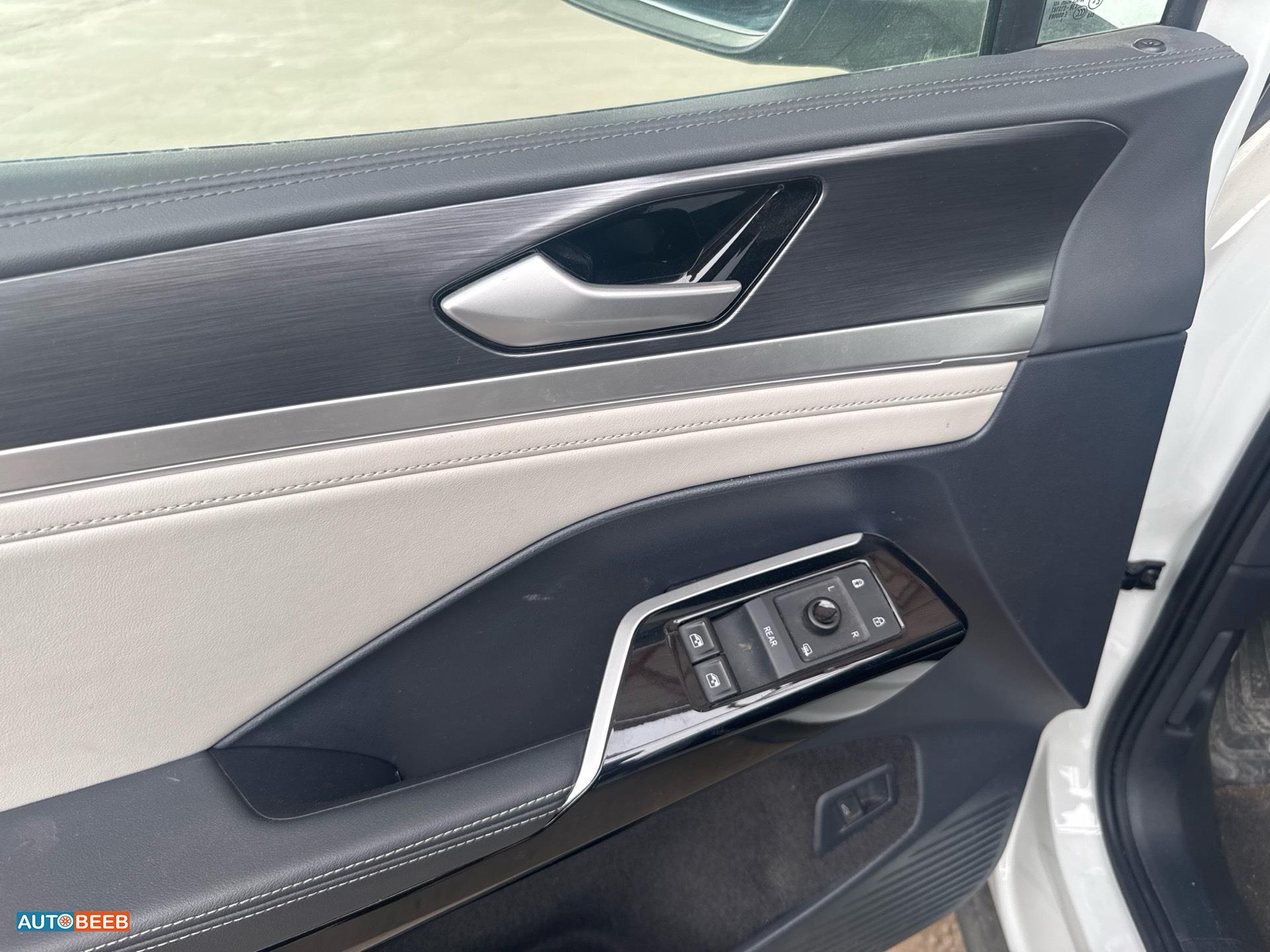 Volkswagen ID.6 2022