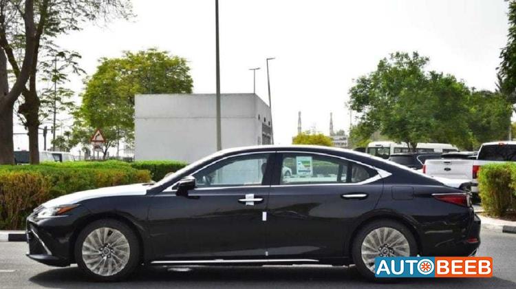 Lexus ES350 2025